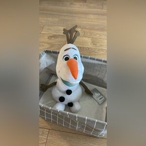 Olaf plush toy from Frozen brand new